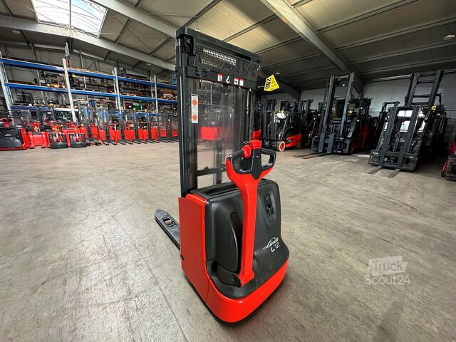 Manuell staplare Linde L12 [ID: 410]