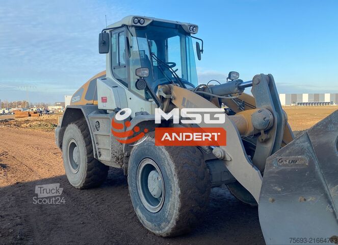 Chargeuse Liebherr L 538