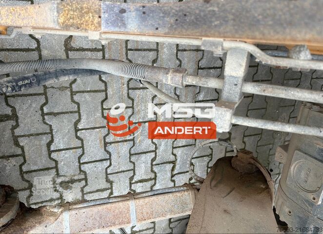 Lader Liebherr L 538