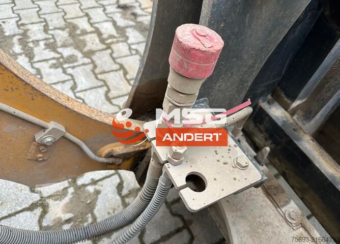 Lader Liebherr L 538