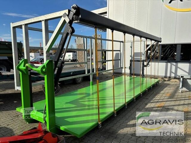 Véhicule forestier ABROLLCONTAINER