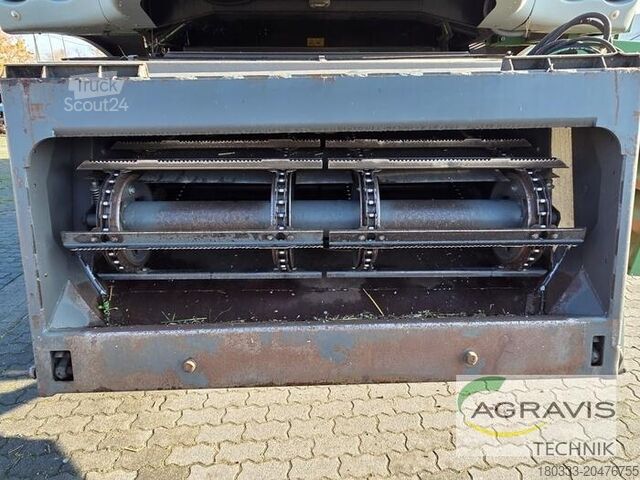 Kombajn za žetev in mlatev Fendt 8400 P