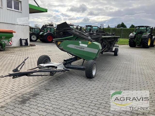 Kombajn za žetev in mlatev Fendt 8400 P