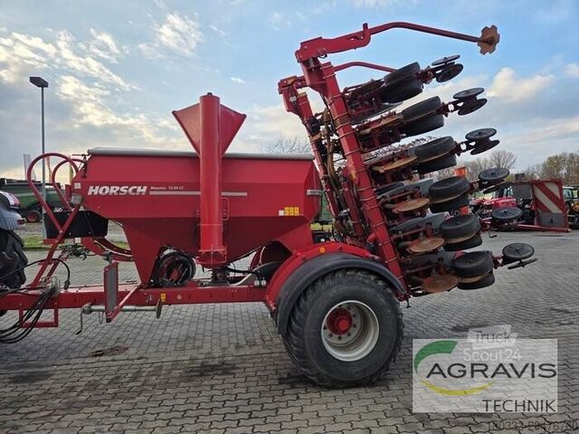 Precision seeder Horsch MAESTRO 12 CC