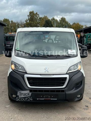 Pick-up van PEUGEOT Boxer DoKa Pritsche HDi 130 4x2