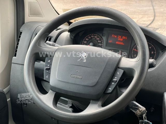 Fourgon pick-up PEUGEOT Boxer DoKa Pritsche HDi 130 4x2