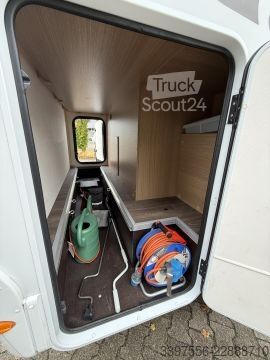 Τροχόσπιτο με προεξοχή (alcove) Carado A 132 Solar 2x 100 W +Wechselrichter