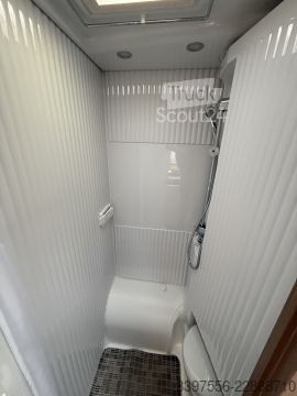 Τροχόσπιτο με προεξοχή (alcove) Carado A 132 Solar 2x 100 W +Wechselrichter