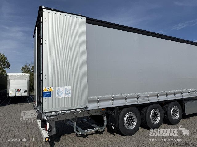 Ανοιχτό ημιρυμουλκούμενο με μουσαμά Schmitz Cargobull Curtainsider Standard Getränke