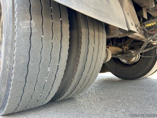 Furgonska polprikolica  GFöLLNER 1-ACHS KOFFERAUFLIEGER MIT LENKACHSE