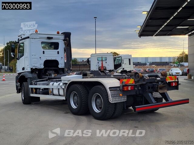 Система крюкообразных рычагов Mercedes Arocs 3342 6X4 HYVA 26-62-S Hooklift  Big-Axle ...