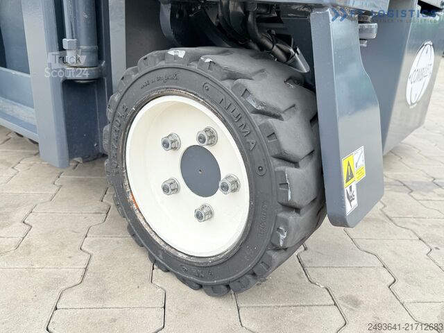 Négyirányú targoncát Combilift CB3000 / TRIPLEX 4900MM / FREE LIFT