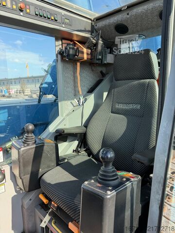 Paletli vinç Liebherr LTR 1100