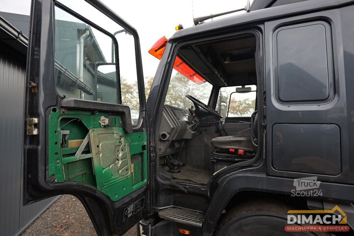 Standard tractor Volvo FL7-4X2T-67L 4x2 truck FL7 slaapcabine - koppel...