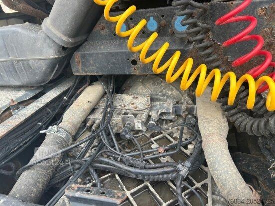 Τυπική μονάδα τράκτορα MAN TGA 18.463 E3 4X2