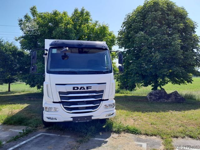 Kamion za prevoz pića DAF FA XB 290 16t Swing-Board-Aufbau