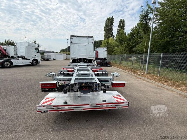 Vaihtolavakuorma-auto DAF FAN XG 480 Multiwechsler 1120-1320 Ladebordwand