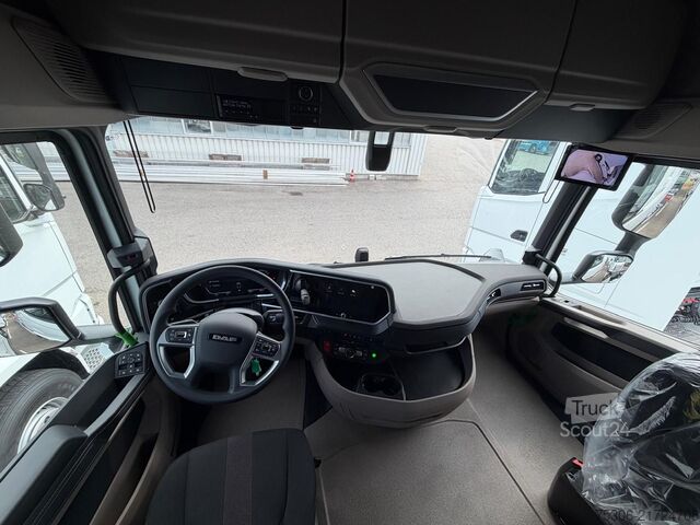 Vaihtolavakuorma-auto DAF FAN XG 480 Multiwechsler 1120-1320 Ladebordwand