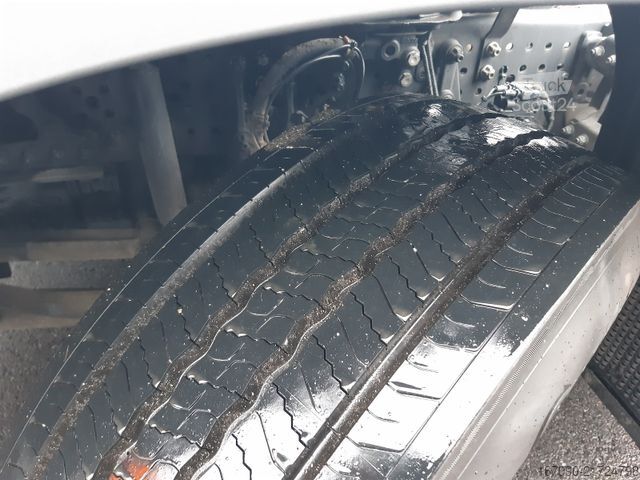 Cisternas automašīna MERCEDES-BENZ Actros 2551L 6x2/4 Lenkachse RS4.300 Ölretarder