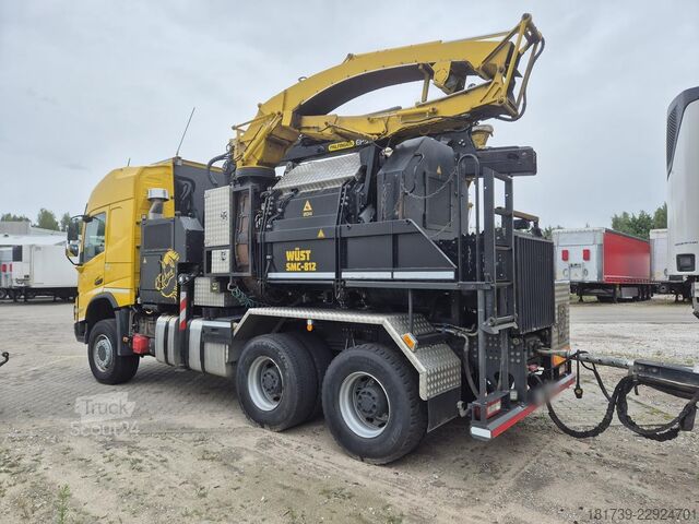 Bosfrees + aanhangwagen Volvo FMX540 6x6 / 34 tho. km / WUST SMC-812