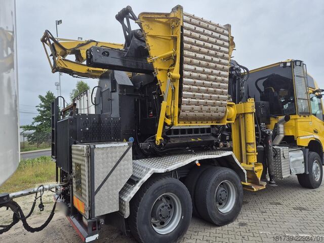 Bosfrees + aanhangwagen Volvo FMX540 6x6 / 34 tho. km / WUST SMC-812