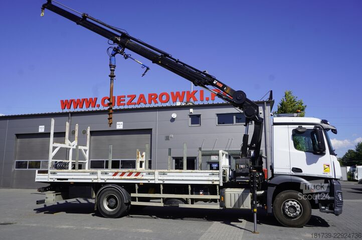 Platform met kraan Mercedes-Benz Arocs 1833 4x2 / 50 tho. km! / HIAB