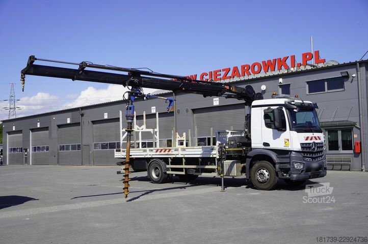 Platform met kraan Mercedes-Benz Arocs 1833 4x2 / 50 tho. km! / HIAB