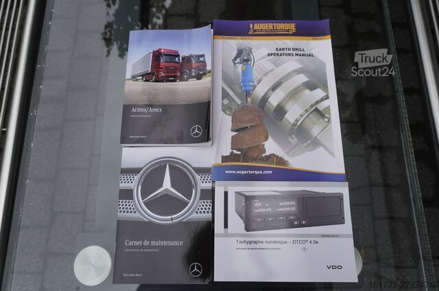 Platform met kraan Mercedes-Benz Arocs 1833 4x2 / 60 tho. km! / HIAB