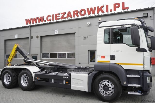 Haakarmwagen MAN TGS 26.360 6×4 BB / 160 tho. km / Palfin