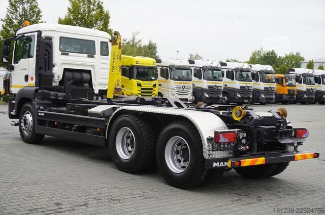Haakarmwagen MAN TGS 26.360 6×4 BB / 160 tho. km / Palfin