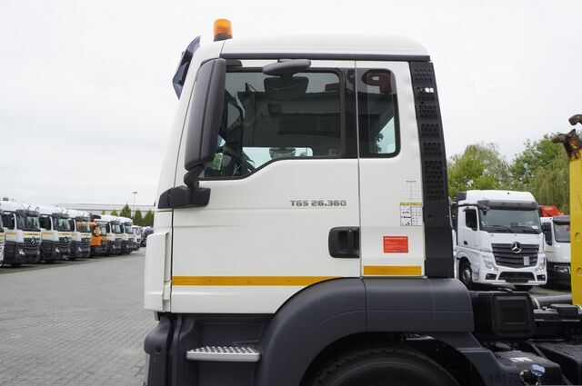 Haakarmwagen MAN TGS 26.360 6×4 BB / 160 tho. km / Palfin