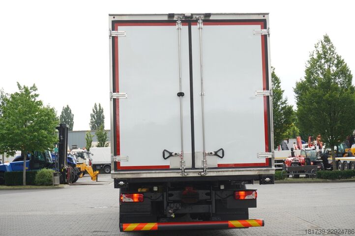 Vrieswagen voor vlees SCANIA R450 6×2 / 5-row hook refrigeration