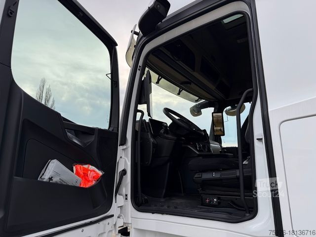 LKW-Fahrgestell MERCEDES-BENZ Actros 1853 L Autotransporter Fahrgestell