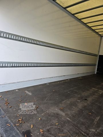 Dobozos furgon MITSUBISHI Fuso Canter 7C18 3-Sitzer Klima Ladebordwand