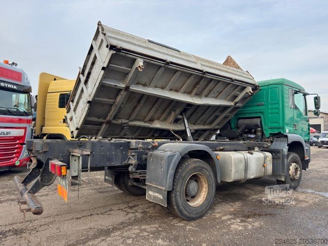 Pašizgāzējs kravas automašīna MAN TGA 18.310 ZWEISEITENKIPPER BLATT BLATT