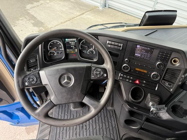 Volume trekker MERCEDES-BENZ Actros 1845 MEGA Solostar Retarder StHz TÜV11/25