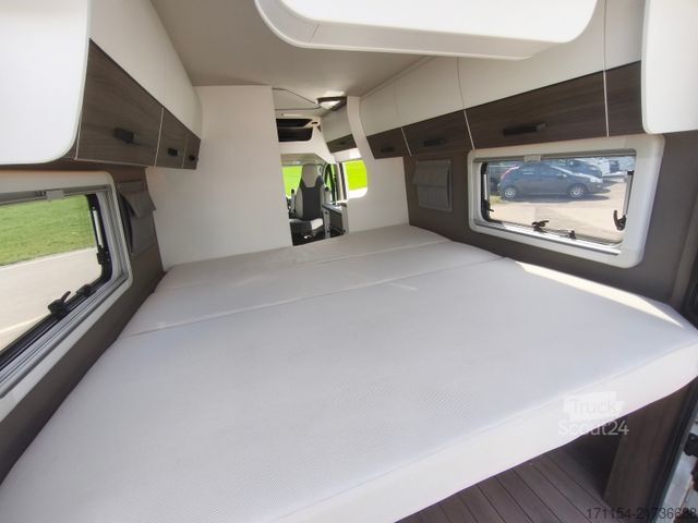 Kamper kombi VANTOURER Van 600 L , Aufstelldach,Längsbetten,Automatik
