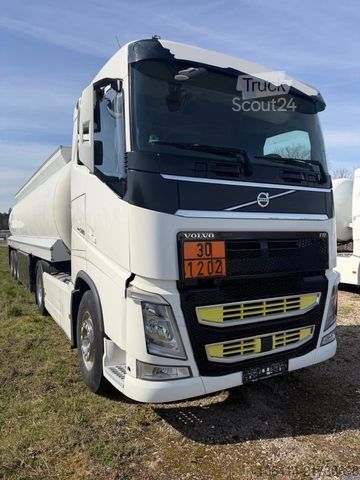 وحدة جرار قياسية VOLVO FH 500 MIT ADR