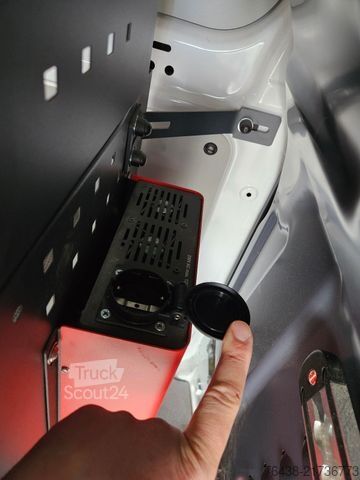 Slēgtais furgons MERCEDES-BENZ Vito 116 CDI EXTRALANG|WÜRTH REGAL|REIF,BREMSneu