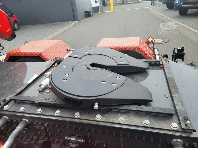 Grue montée sur camion VOLVO Volvo FMX 540 6x2 mit F545RA.2.28