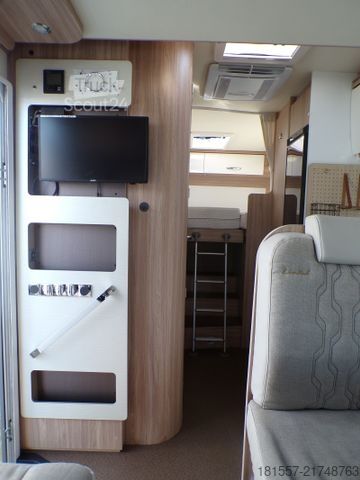 Teilintegriertes Wohnmobil BÜRSTNER Limited T IT 726 G Klima, Markise, SAT/TV