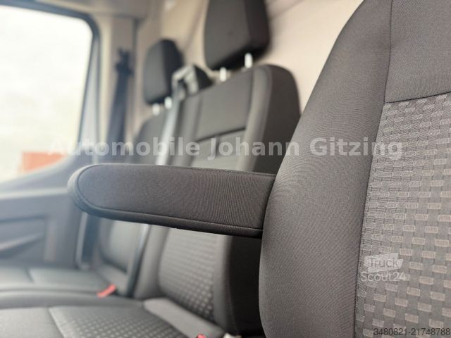 Dobozos furgon FORD Transit 350 Trend L3H3 Hoch-Dach AHK RFK Navi AC