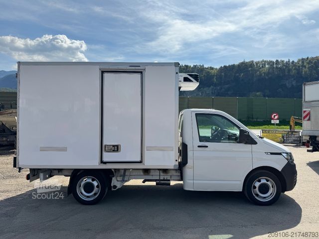 Autoutilitară frigorifică VOLKSWAGEN T6 Kühlkoffer Allrad 4x4 Carrier Xarios 300