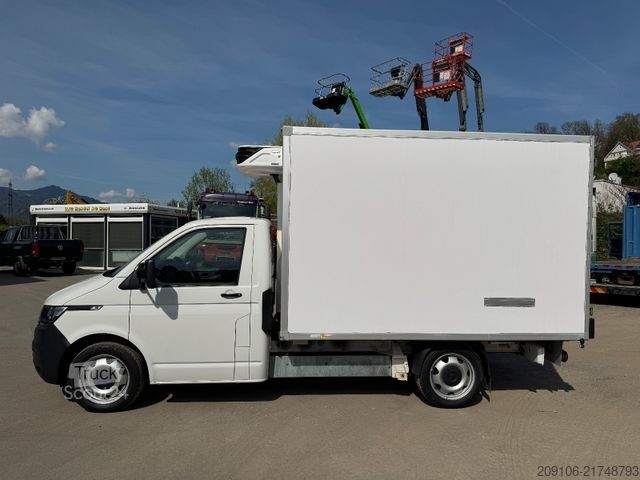 Autoutilitară frigorifică VOLKSWAGEN T6 Kühlkoffer Allrad 4x4 Carrier Xarios 300