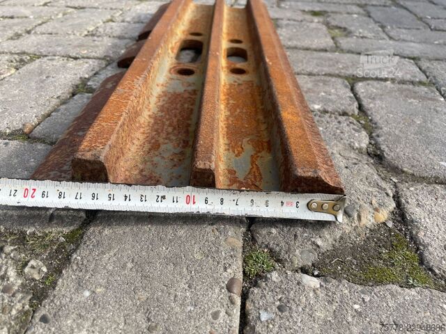  Volvo SHOES | TRACK PLATES | 60 CM | FAHRWERK