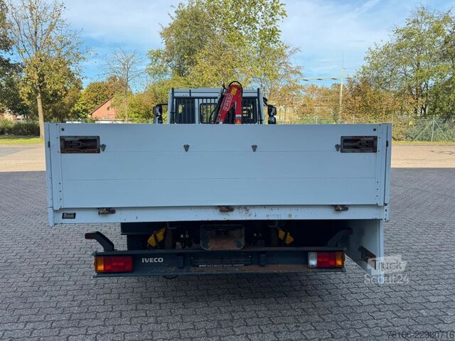 Pick-up bestelwagen IVECO 75E16 Pritsche mit Kran Fassi