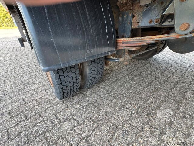 Pick-up bestelwagen IVECO 75E16 Pritsche mit Kran Fassi