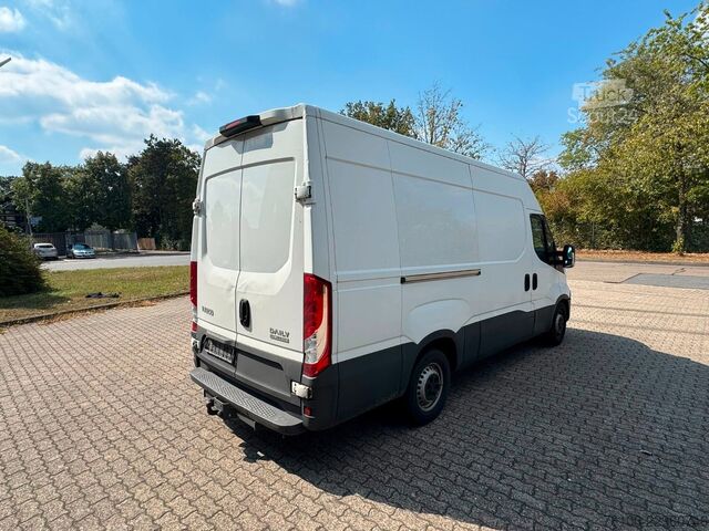 Bestelwagen IVECO Daily 35S16 Hi-Matic Kastenwagen L2H2
