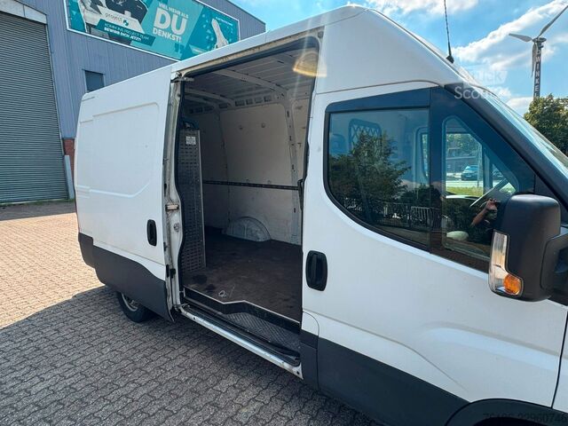 Bestelwagen IVECO Daily 35S16 Hi-Matic Kastenwagen L2H2