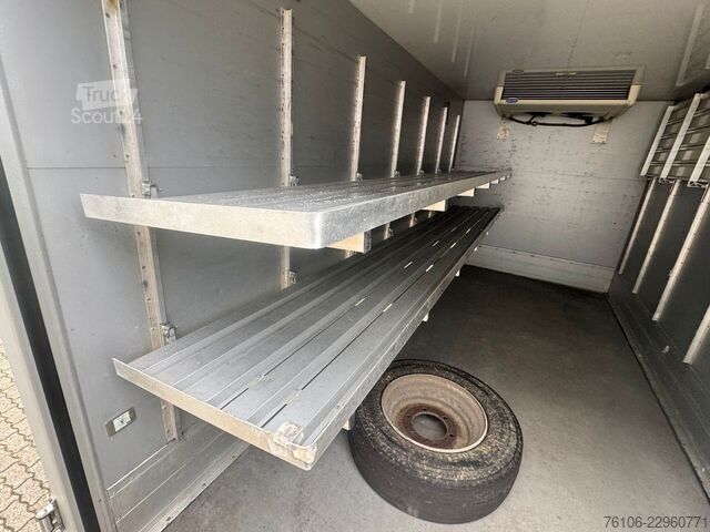 Furgão frigorífico IVECO Daily 35C18 TiefKühlkoffer Maxicargo